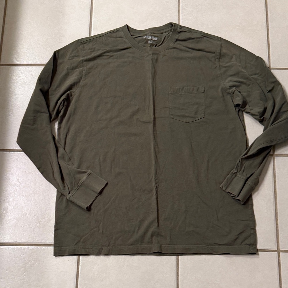 Eddie Bauer 100% cotton TXL Olive Green Men's Long Sleeve Shirt